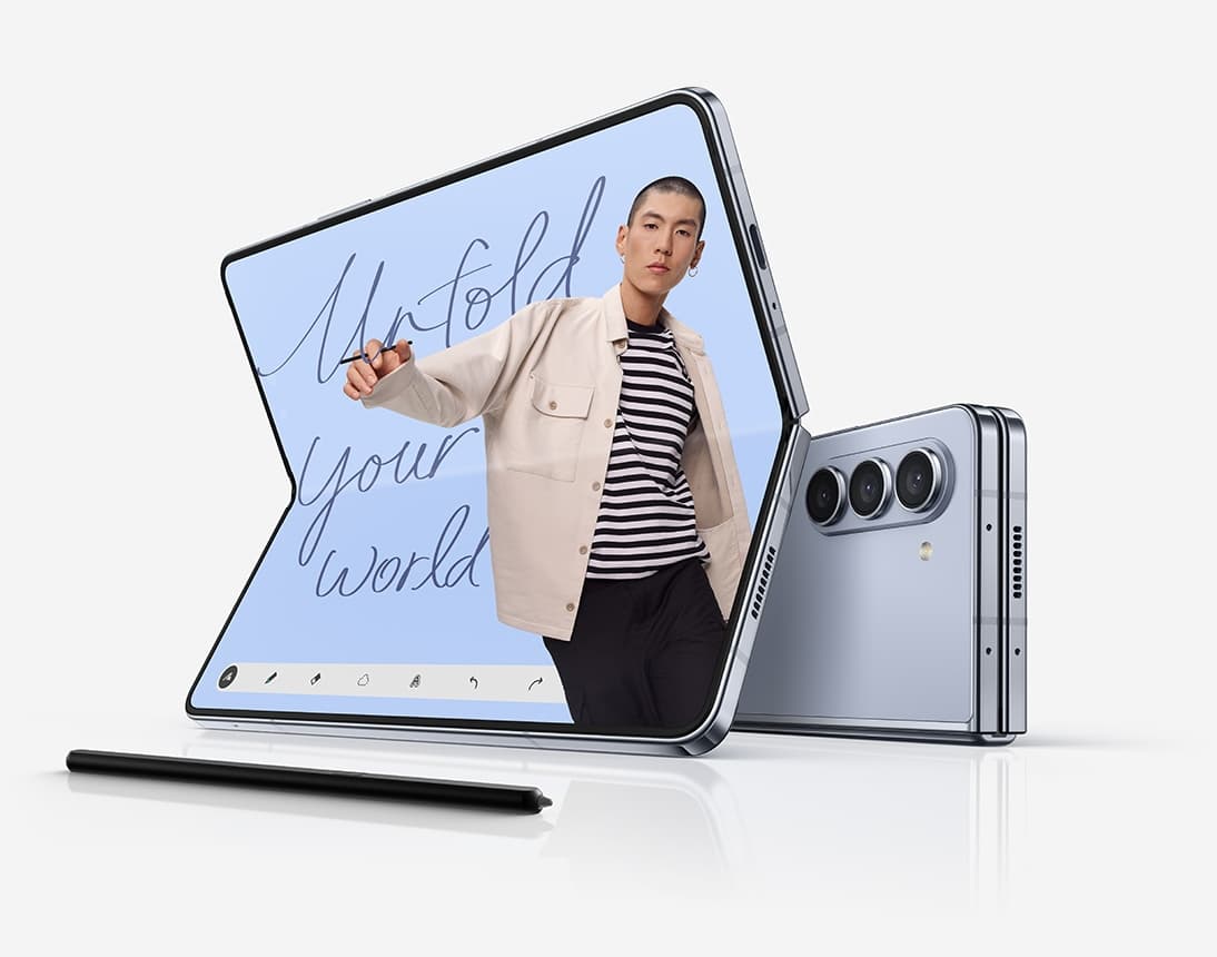 Top 10 Gadgets Every Tech Enthusiast Should Have in 2024